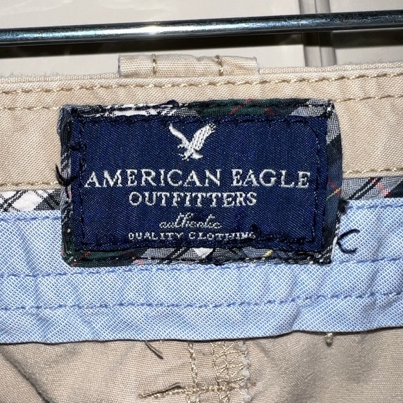 American Eagle tan capri pant - size 6 - Picture 7 of 11